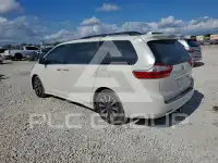 2019 Toyota SIENNA photo