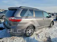 2019 Toyota SIENNA фото
