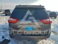 2019 Toyota SIENNA фото