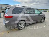 2019 Toyota SIENNA фото