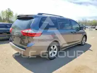 2019 Toyota SIENNA photo