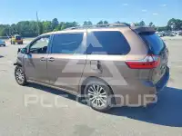 2019 Toyota SIENNA фото