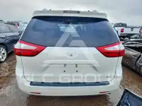 2019 Toyota SIENNA photo