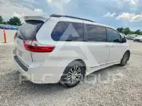 2019 Toyota SIENNA фото
