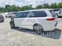 2019 Toyota SIENNA фото