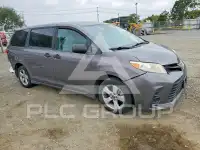 2019 Toyota SIENNA фото