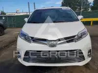 2019 Toyota SIENNA фото