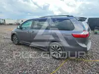 2019 Toyota SIENNA фото