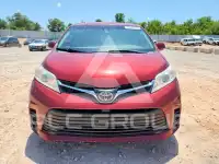 2019 Toyota SIENNA photo