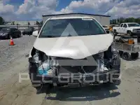 2019 Toyota SIENNA фото