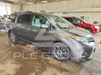 2019 Toyota SIENNA photo