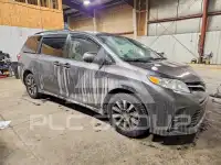 2019 Toyota SIENNA фото
