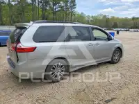 2019 Toyota SIENNA photo