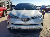 2019 Toyota C-HR photo