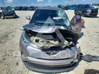 2019 Toyota C-HR фото