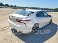 2019 Toyota CAMRY фото