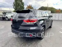 2019 Toyota Highlander photo