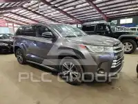 2019 Toyota Highlander photo