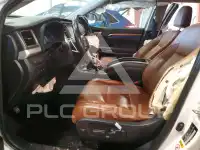 2019 Toyota Highlander фото
