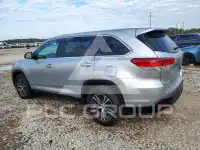 2019 Toyota Highlander photo