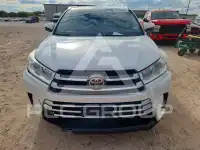 2019 Toyota Highlander фото