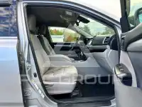 2019 Toyota Highlander photo