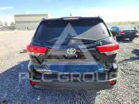 2019 Toyota Highlander photo