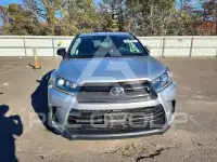 2019 Toyota Highlander фото