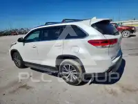 2019 Toyota Highlander фото