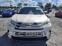 2019 Toyota Highlander photo