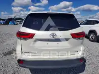 2019 Toyota Highlander photo