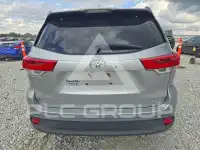 2019 Toyota Highlander фото