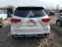 2019 Toyota Highlander фото
