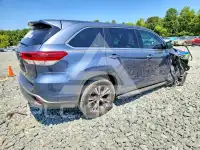 2019 Toyota Highlander фото
