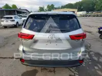 2019 Toyota Highlander фото