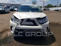 2019 Toyota Highlander фото