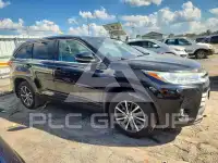 2019 Toyota Highlander photo