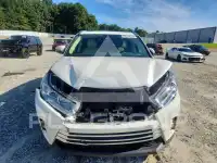 2019 Toyota Highlander фото