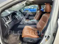 2019 Toyota Highlander photo