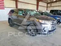 2019 Toyota Highlander photo