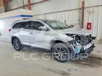 2019 Toyota Highlander фото