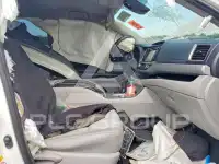 2019 Toyota Highlander фото
