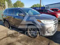2019 Toyota Highlander фото