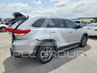 2019 Toyota Highlander фото