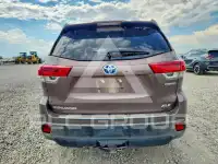 2019 Toyota Highlander photo