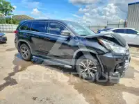 2019 Toyota Highlander photo