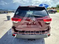 2019 Toyota Highlander фото
