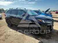 2019 Toyota Highlander photo
