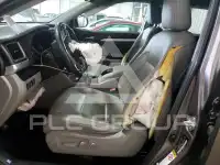 2019 Toyota Highlander photo