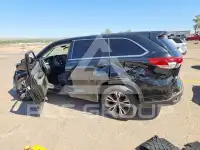 2019 Toyota Highlander фото